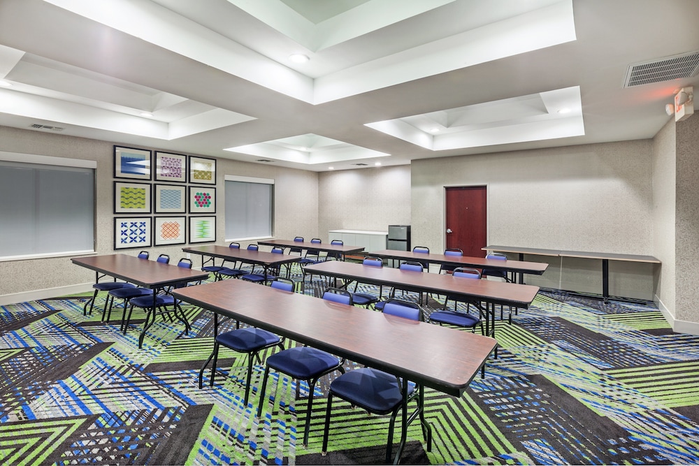 holiday inn express hotel and suites orange by ihg