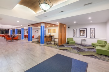 holiday inn express hotel and suites orange by ihg
