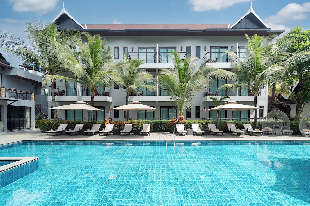 howard johnson by wyndham phuket naiyang