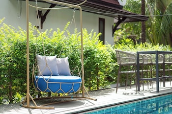 howard johnson by wyndham phuket naiyang