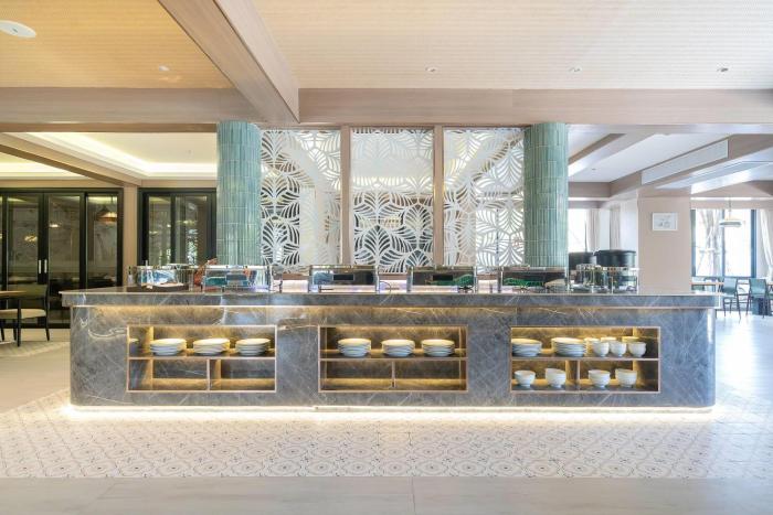 howard johnson by wyndham phuket naiyang