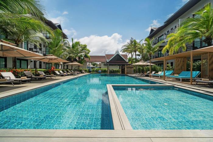 howard johnson by wyndham phuket naiyang