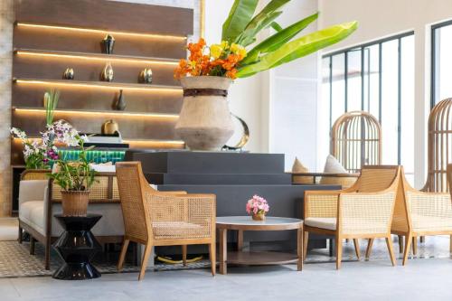 howard johnson by wyndham phuket naiyang