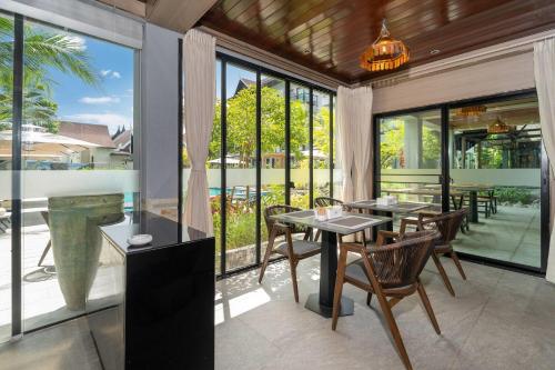 howard johnson by wyndham phuket naiyang