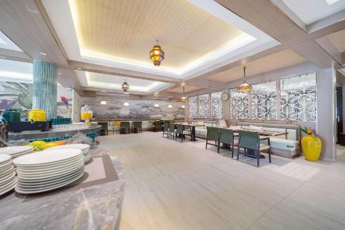 howard johnson by wyndham phuket naiyang
