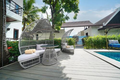 howard johnson by wyndham phuket naiyang