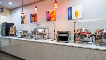 sonesta essential orlando