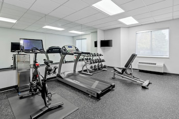 Spark By Hilton Lynchburg,,3 star