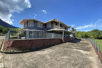 hotel o rb homestay and farms