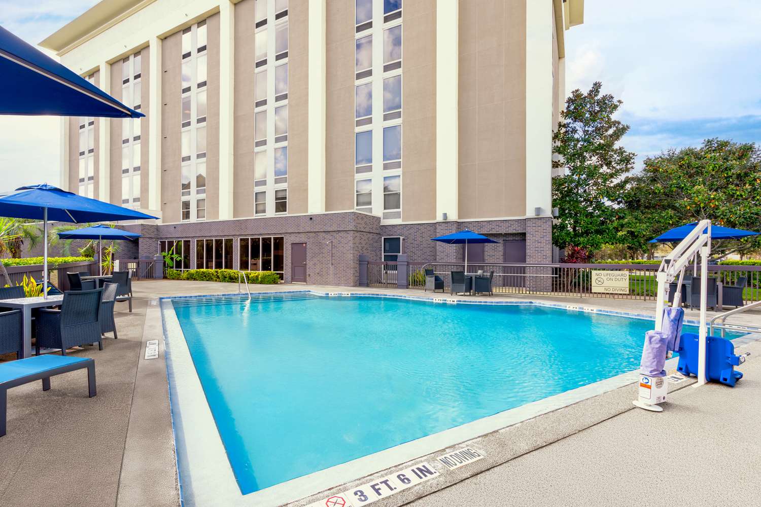 hampton inn orlando international airport