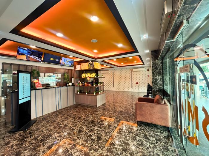 smile hotel the mines seri kembangan