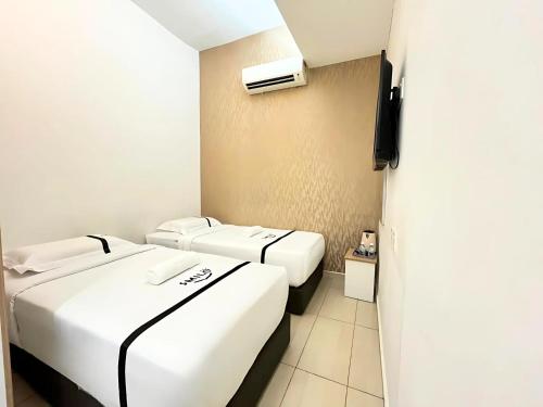 smile hotel the mines seri kembangan