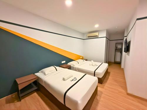 smile hotel the mines seri kembangan
