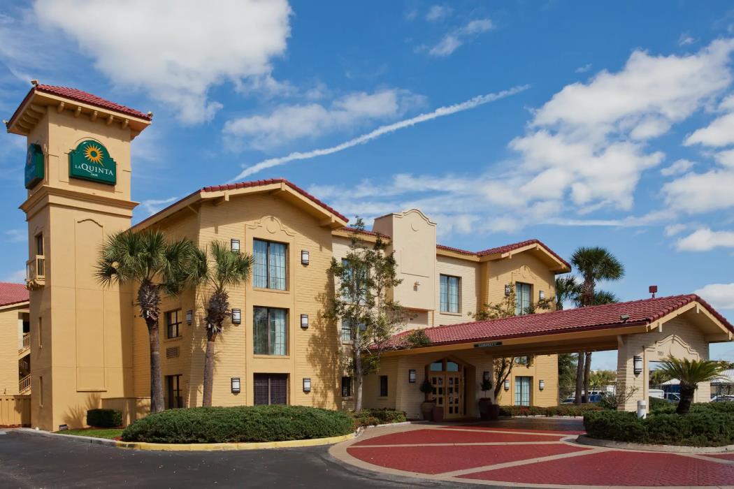 la quinta inn by wyndham orlando airport west
