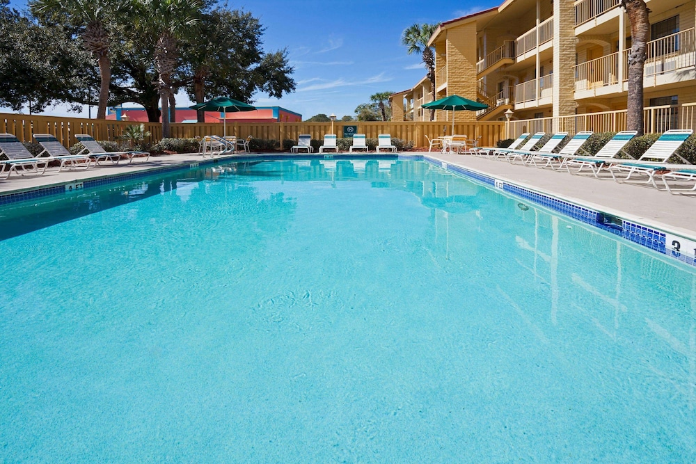 la quinta inn by wyndham orlando airport west