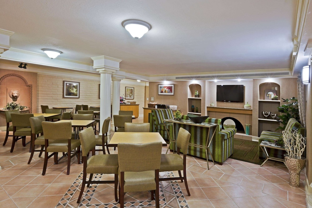 la quinta inn by wyndham orlando airport west