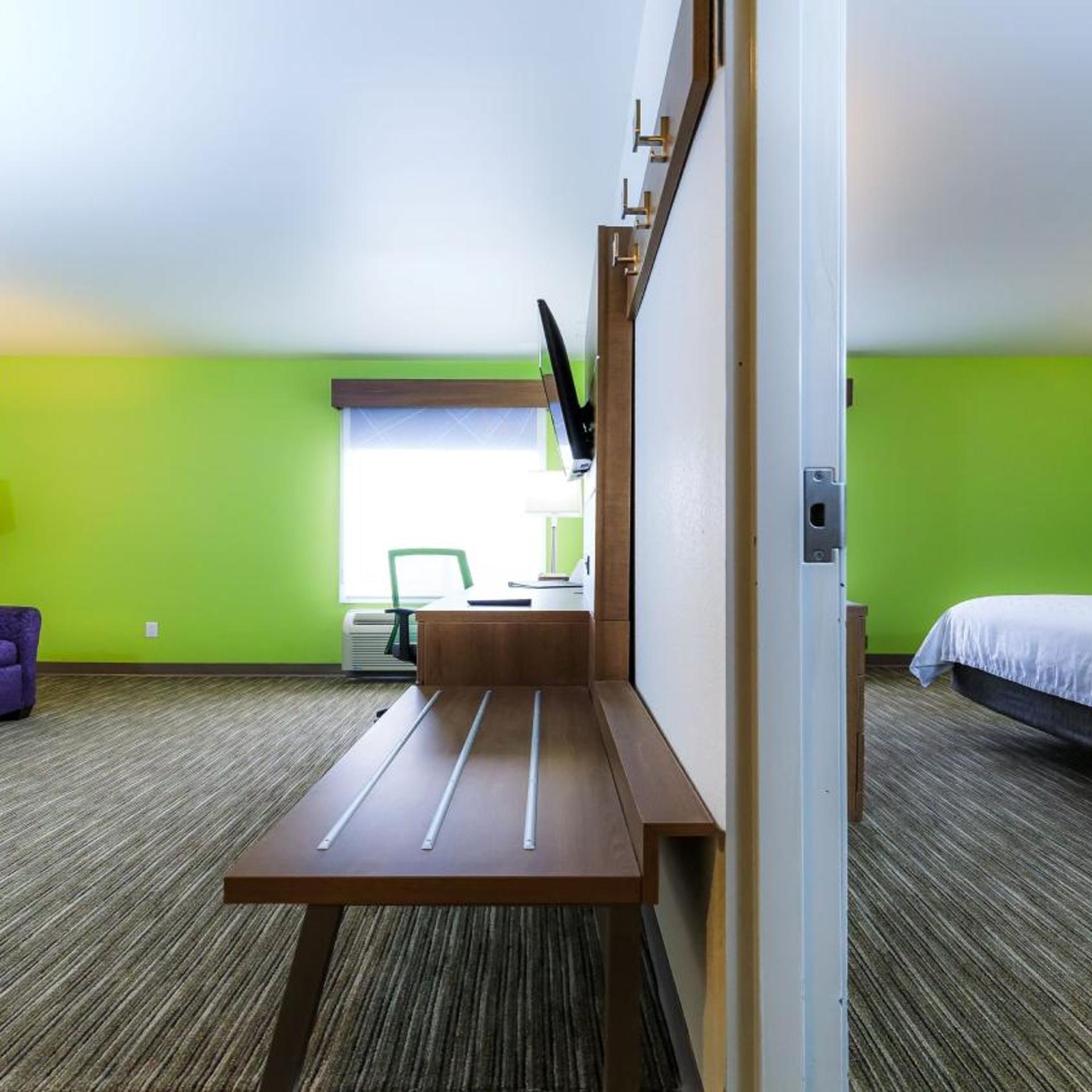holiday inn express osage bch lake of the ozarks