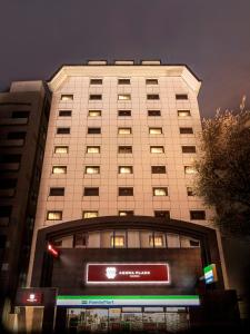 agora place osaka namba