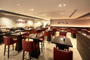 agora place osaka namba