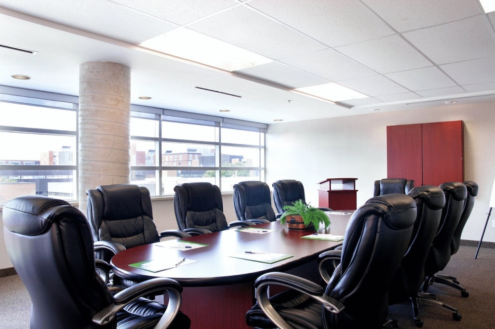 residence and conference centre oshawa