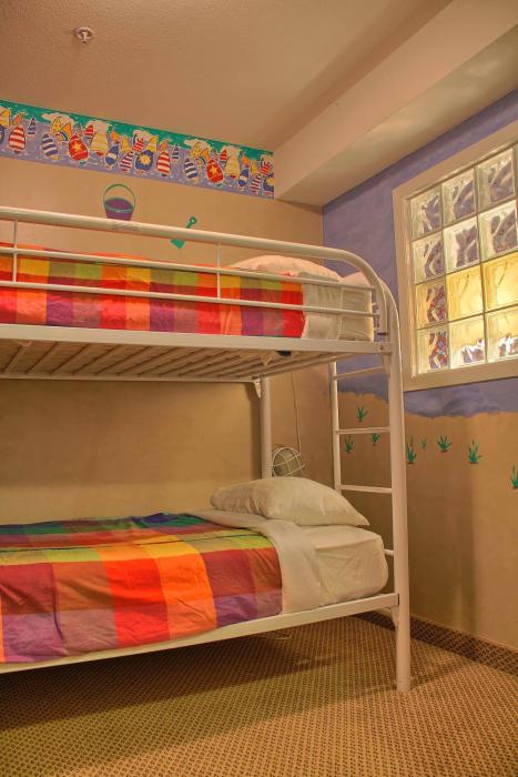 holiday inn hotel and suites osoyoos by ihg