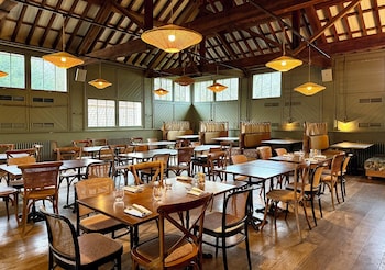 Ridings At Theobalds Park,,3 star