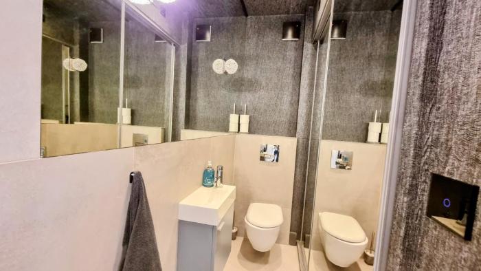 surbiton luxury garden house 19