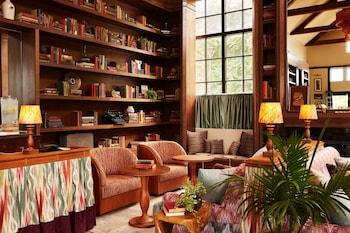 Berkshires Untold,,4 star