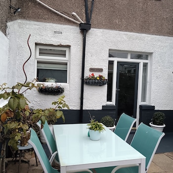 2 Bed Apartment 5Min From Sea In Bare Morecombe,,3 star