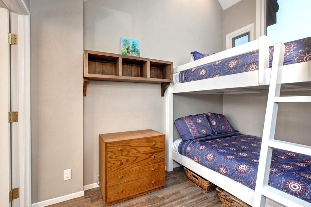 red pine 4 bedrooms rpt 14t by kbm