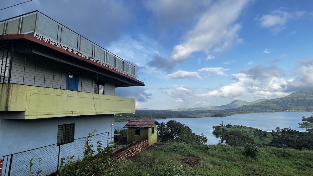 hilltop retreat