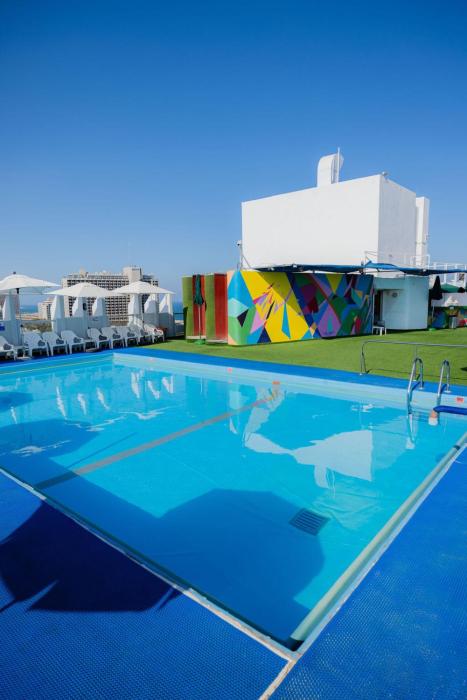 grand beach hotel