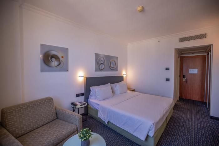grand beach hotel