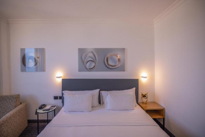 grand beach hotel