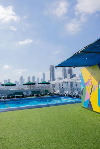 grand beach hotel