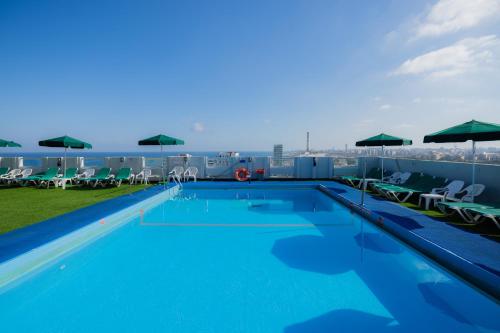 grand beach hotel