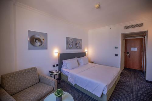 grand beach hotel
