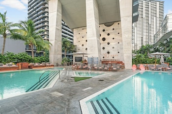 East Miami Residences,,5 star