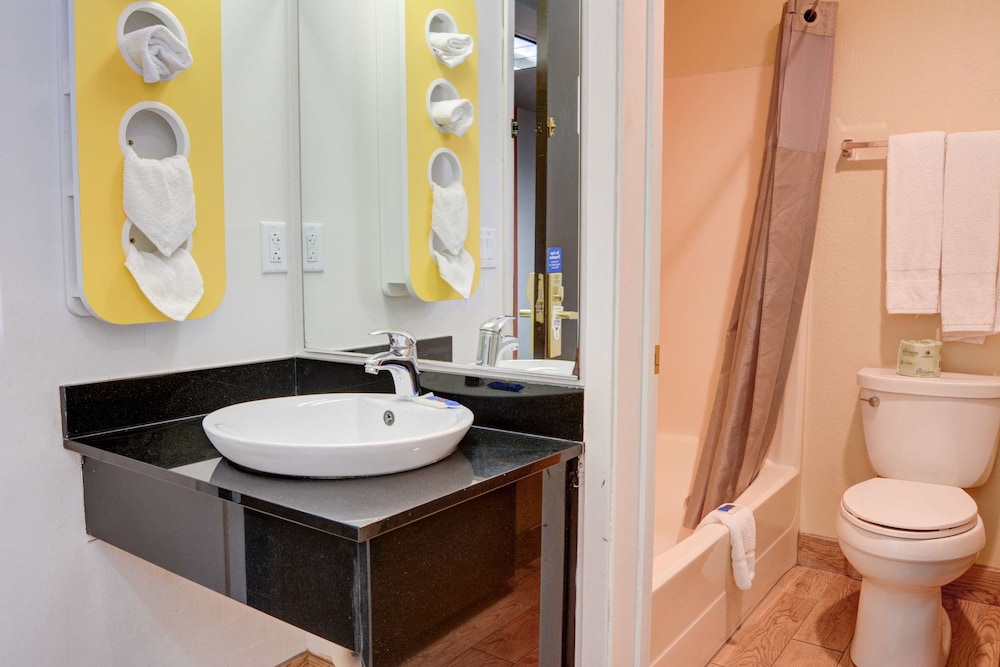 motel 6 the dalles or