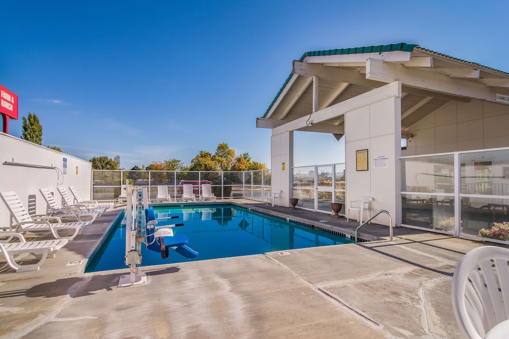 motel 6 the dalles or