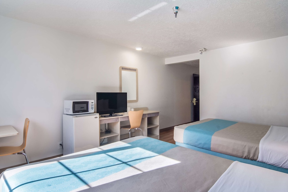 motel 6 the dalles or