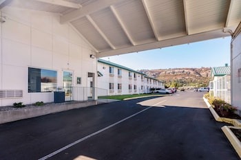 motel 6 the dalles or