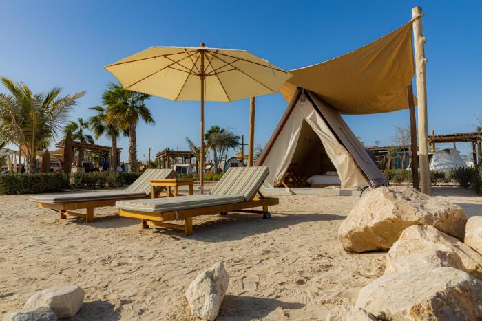 bab al nojoum hudayriyat camp