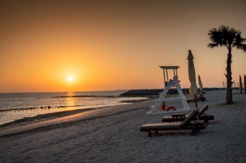 bab al nojoum hudayriyat camp