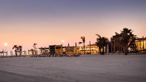 bab al nojoum hudayriyat camp