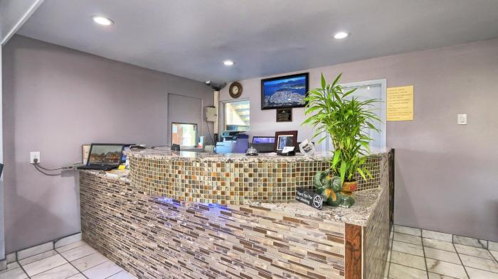 econo lodge austin south