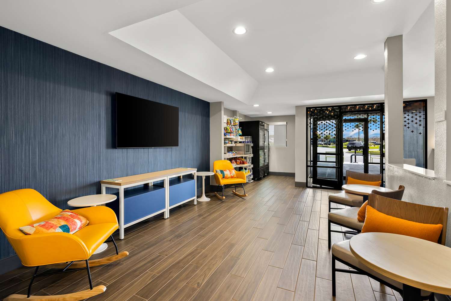 spark by hilton tifton