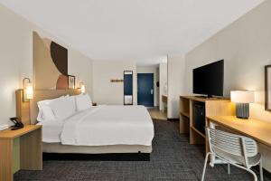 spark by hilton tifton