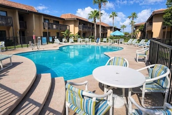 Tiki 1 Bedroom Home By Redawning,6608 Padre Blvd,4 star