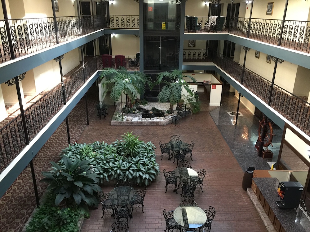 royal suites